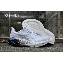 Asics Mens running shoes 056