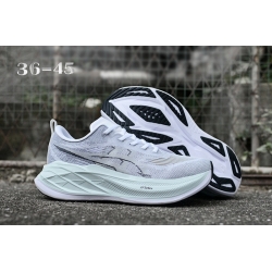Asics Mens running shoes 060